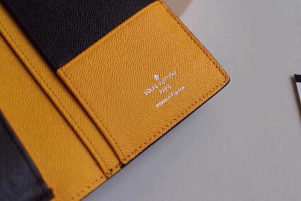 l**is V*t*n brazza wallet