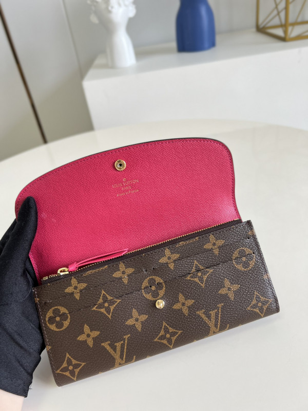 l**is V*t*n emilie wallet
