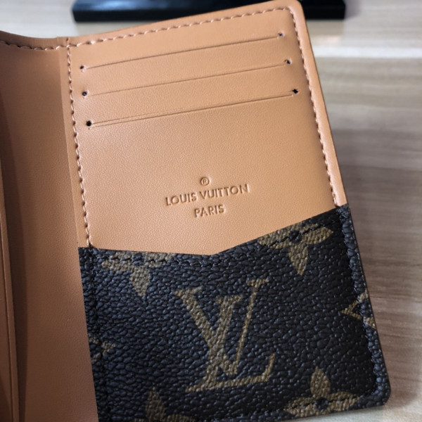 l**is V*t*n pocket organizer