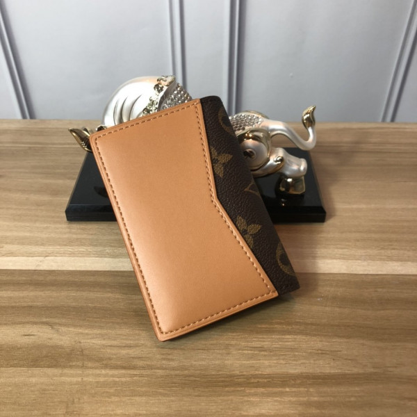 l**is V*t*n pocket organizer