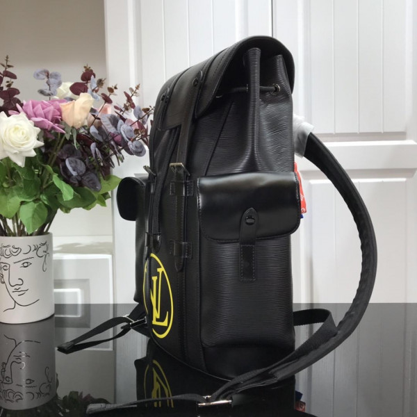 l**is V*t*n backpack