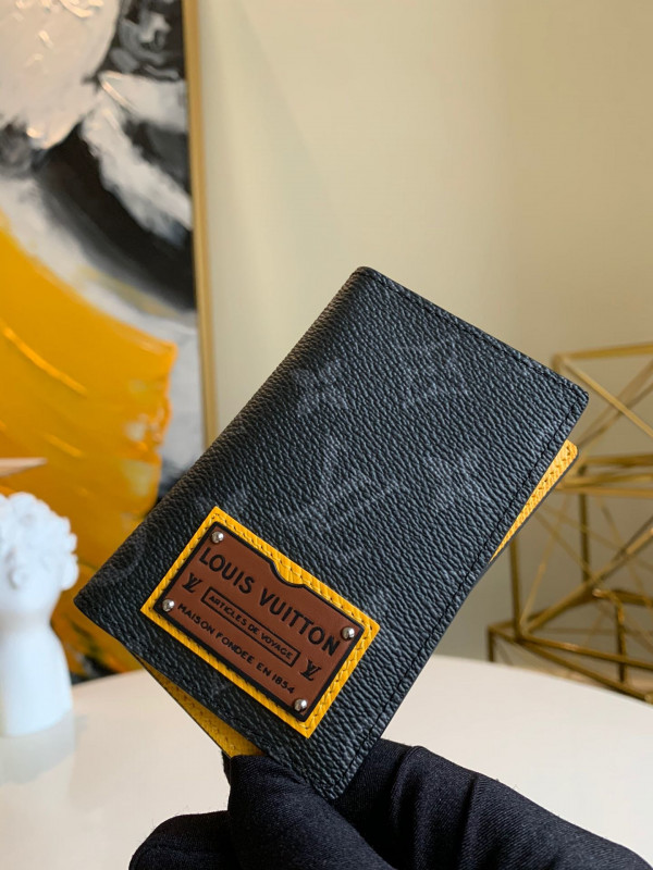 l**is V*t*n pocket organizer
