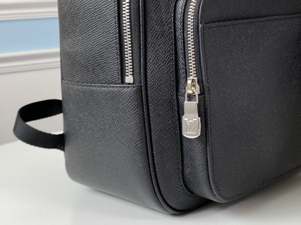 l**is V*t*n alex backpack