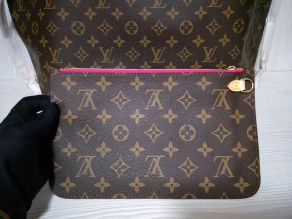 l**is V*t*n neverfull gm