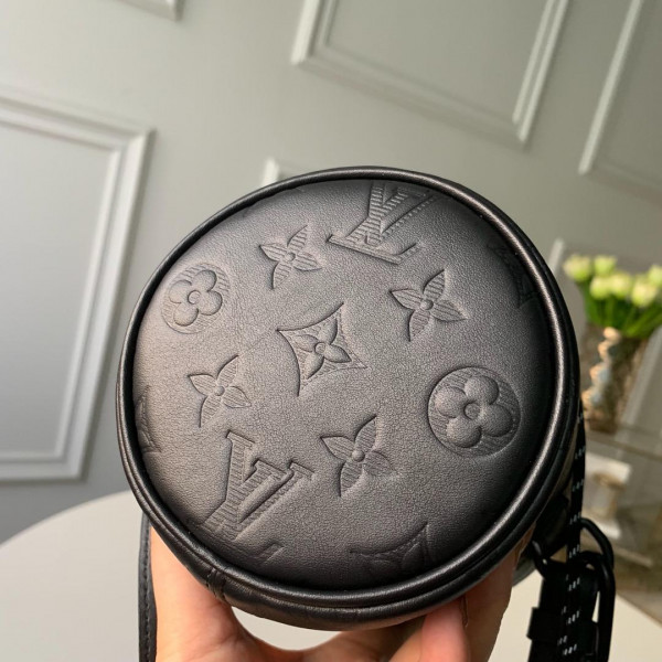 l**is V*t*n chalk nano bag
