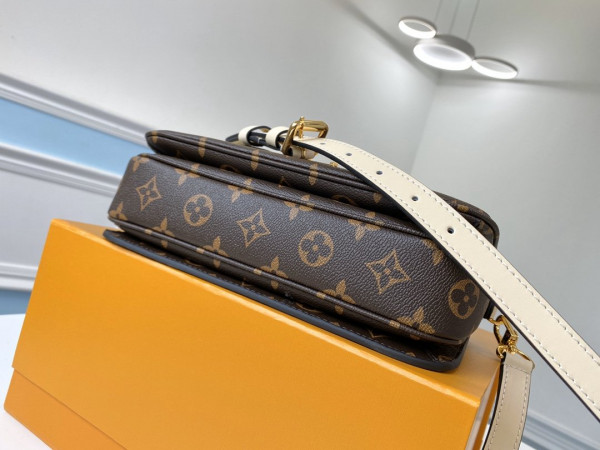 l**is V*t*n pochette metis