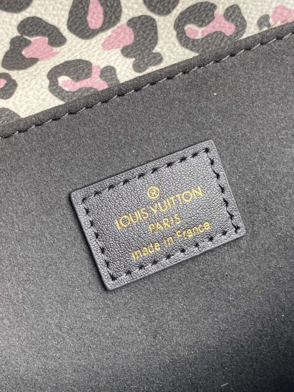 l**is V*t*n pochette mÉtis