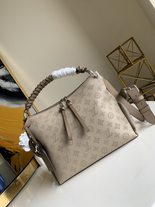 l**is V*t*n beaubourg hobo mm
