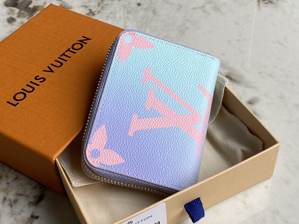 l**is V*t*n zippy coin purse