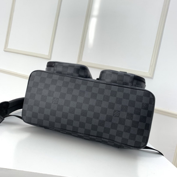 l**is V*t*n utility backpack