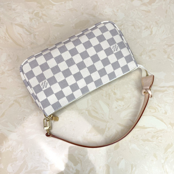 l**is V*t*n pochette accessoires