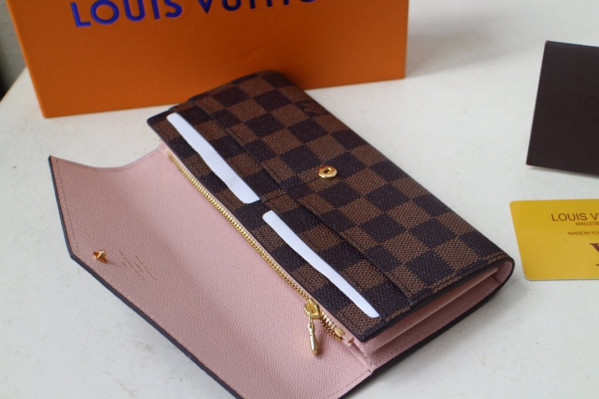 l**is V*t*n sarah wallet