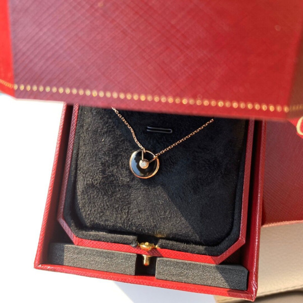 CARTIER Amulet Necklace