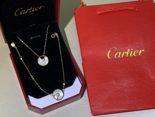 CARTIER Amulet Necklace