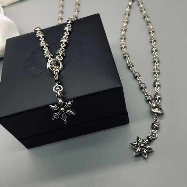 Ch*0me He**ts necklace