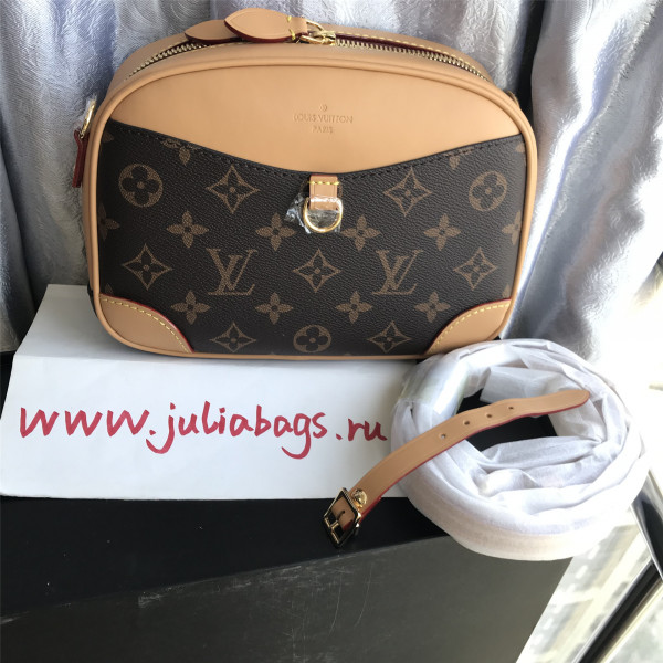 l**is V*t*n deauville mini