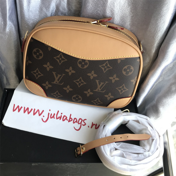 l**is V*t*n deauville mini