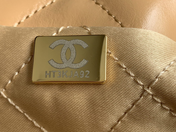 CL 22 SMALL HANDBAG