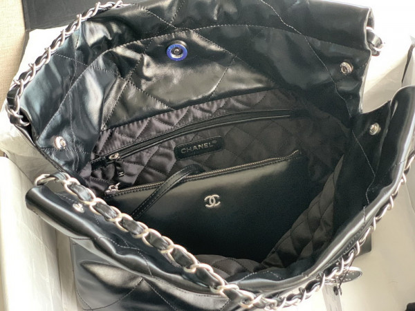 CL 22 SMALL HANDBAG