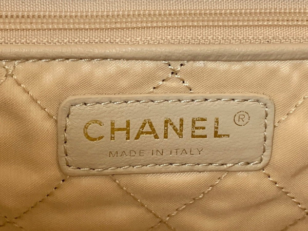 CL 22 SMALL HANDBAG