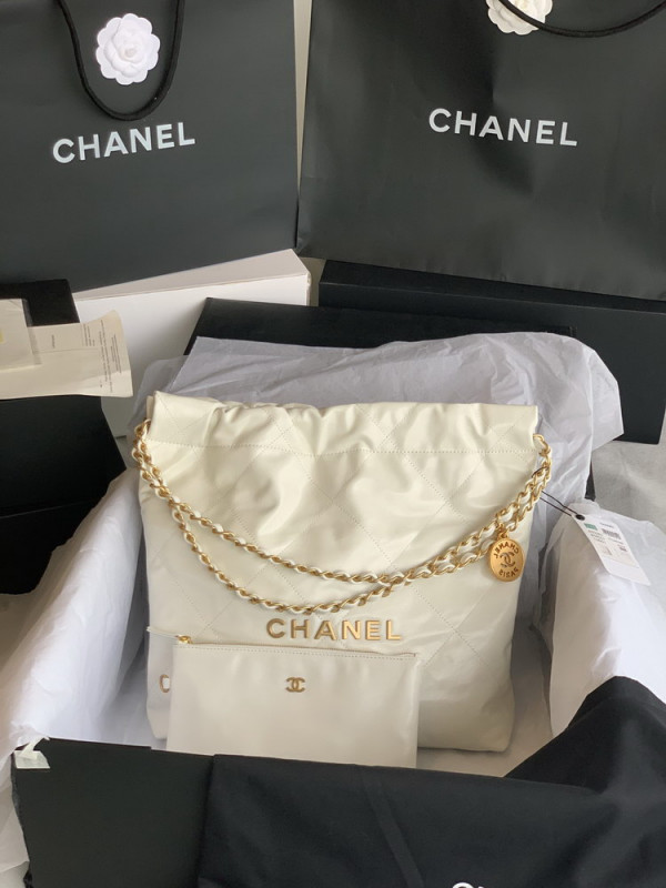 CL 22 SMALL HANDBAG