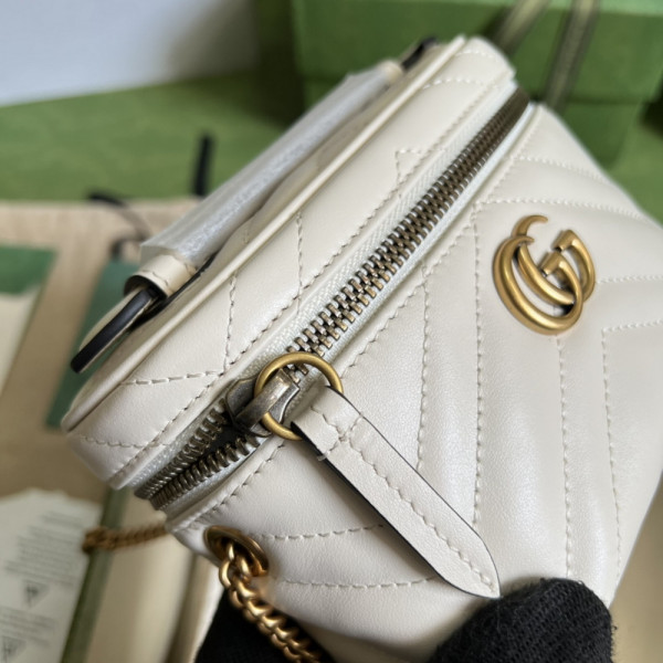 G*u*i gg marmont mini top handle bag