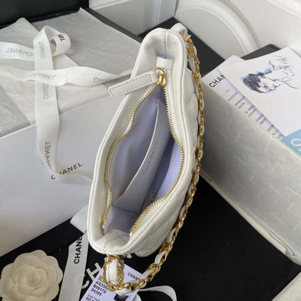 CL HOBO HANDBAG