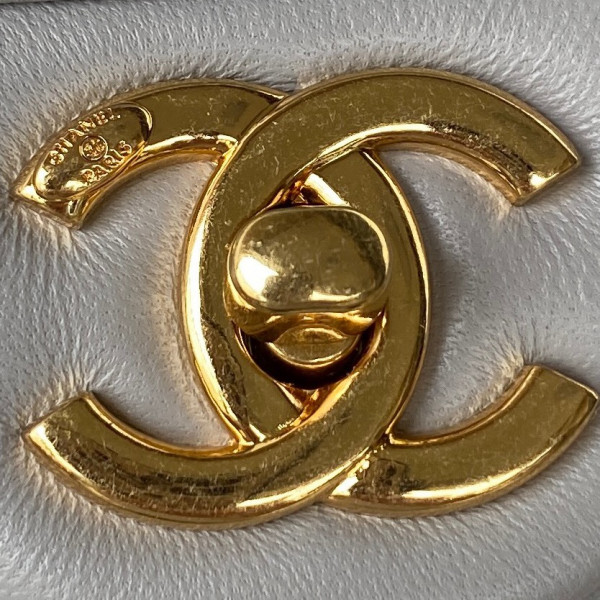 CL SMALL FLAP BAG
