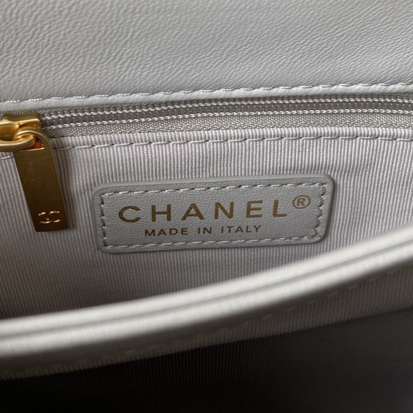 CL SMALL FLAP BAG
