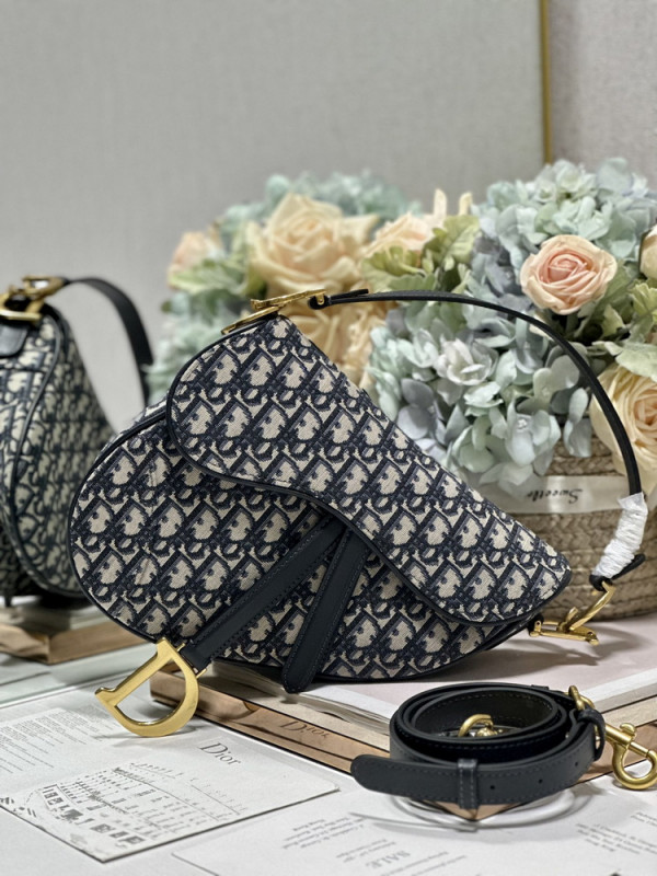 D*or saddle bag
