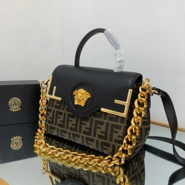 F**di x versace la medusa