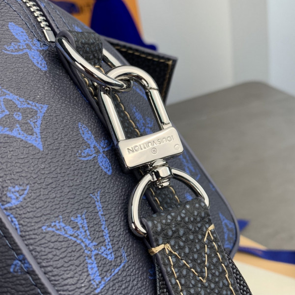 l**is V*t*n city keepall