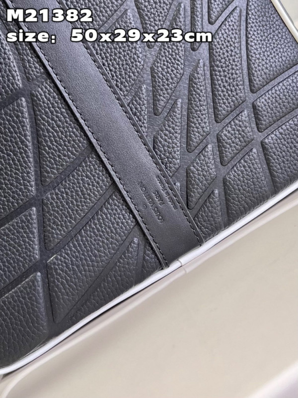 l**is V*t*n keepall bandouliÈre 50