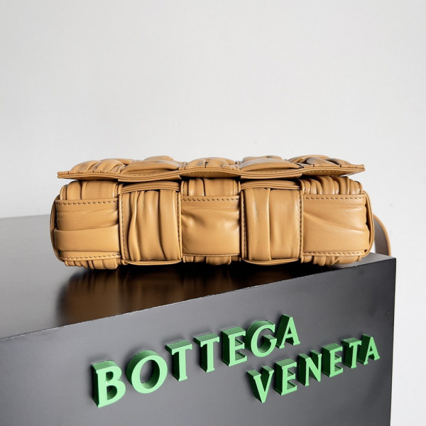 Bo*te*ga ve*ne*ta cassette