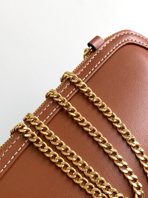 Ce**e clutch on chain cuir triomphe