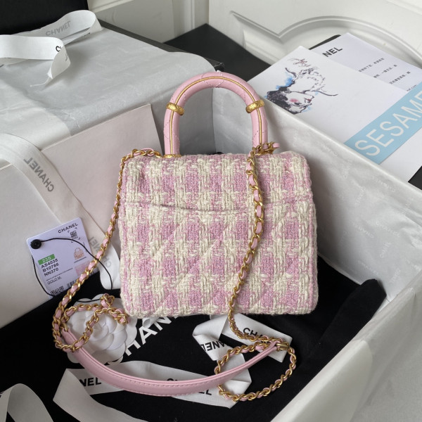 CL FLAP BAG WITH TOP HANDLE
