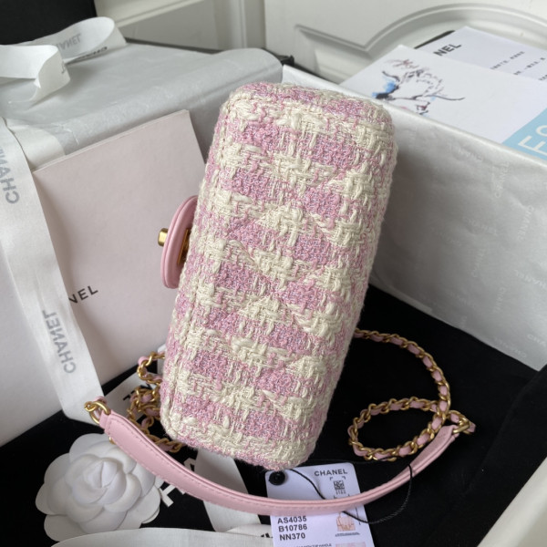 CL FLAP BAG WITH TOP HANDLE