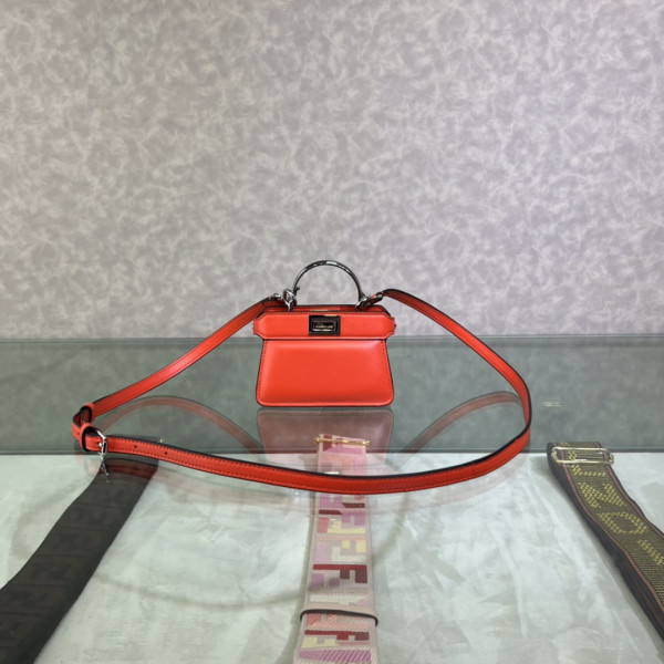 F**di nano peekaboo maxi handle