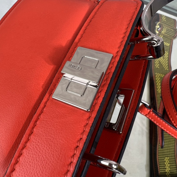 F**di nano peekaboo maxi handle