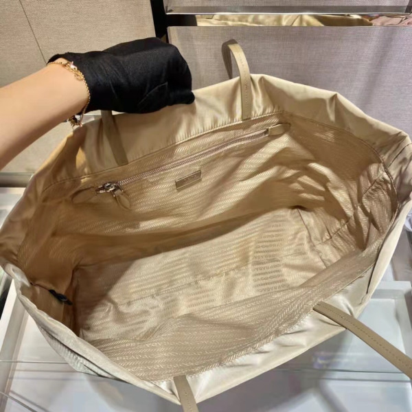 Pra*a re-nylon and saffiano leather tote bag
