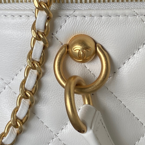 CL BAG WITH TOP HANDLE
