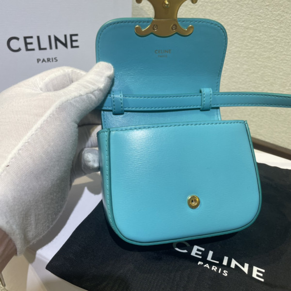 Ce**e mini triomphe
