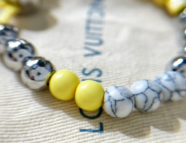 l**is V*t*n bracelet