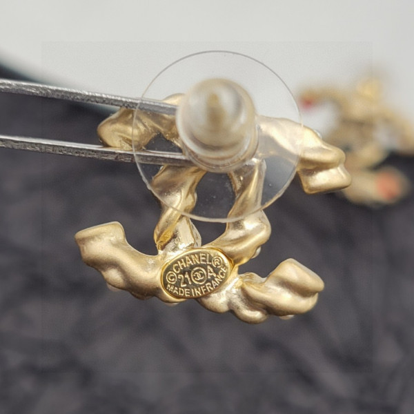 CL EARRINGS
