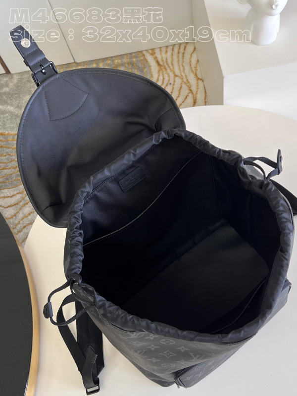 l**is V*t*n backpack
