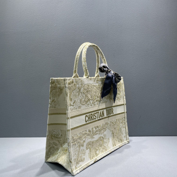 D*or book tote