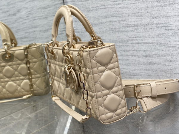D*or lady d-joy bag