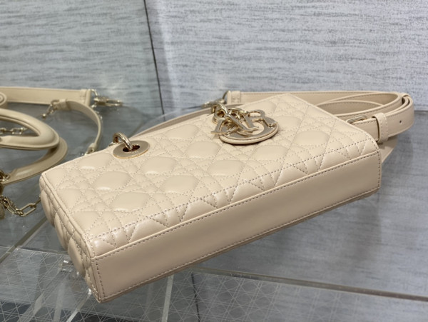 D*or lady d-joy bag