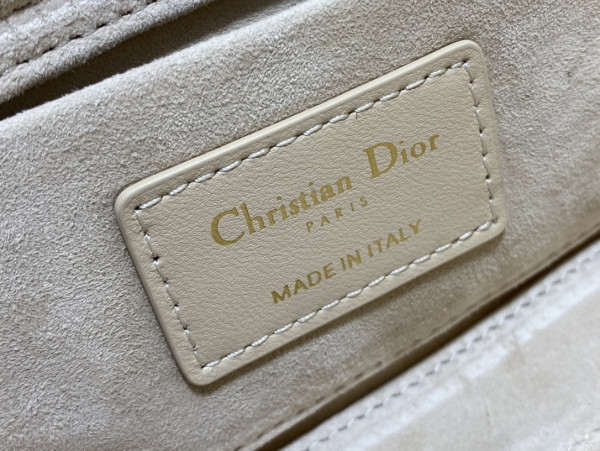 D*or lady d-joy bag