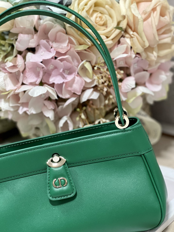 D*or key bag